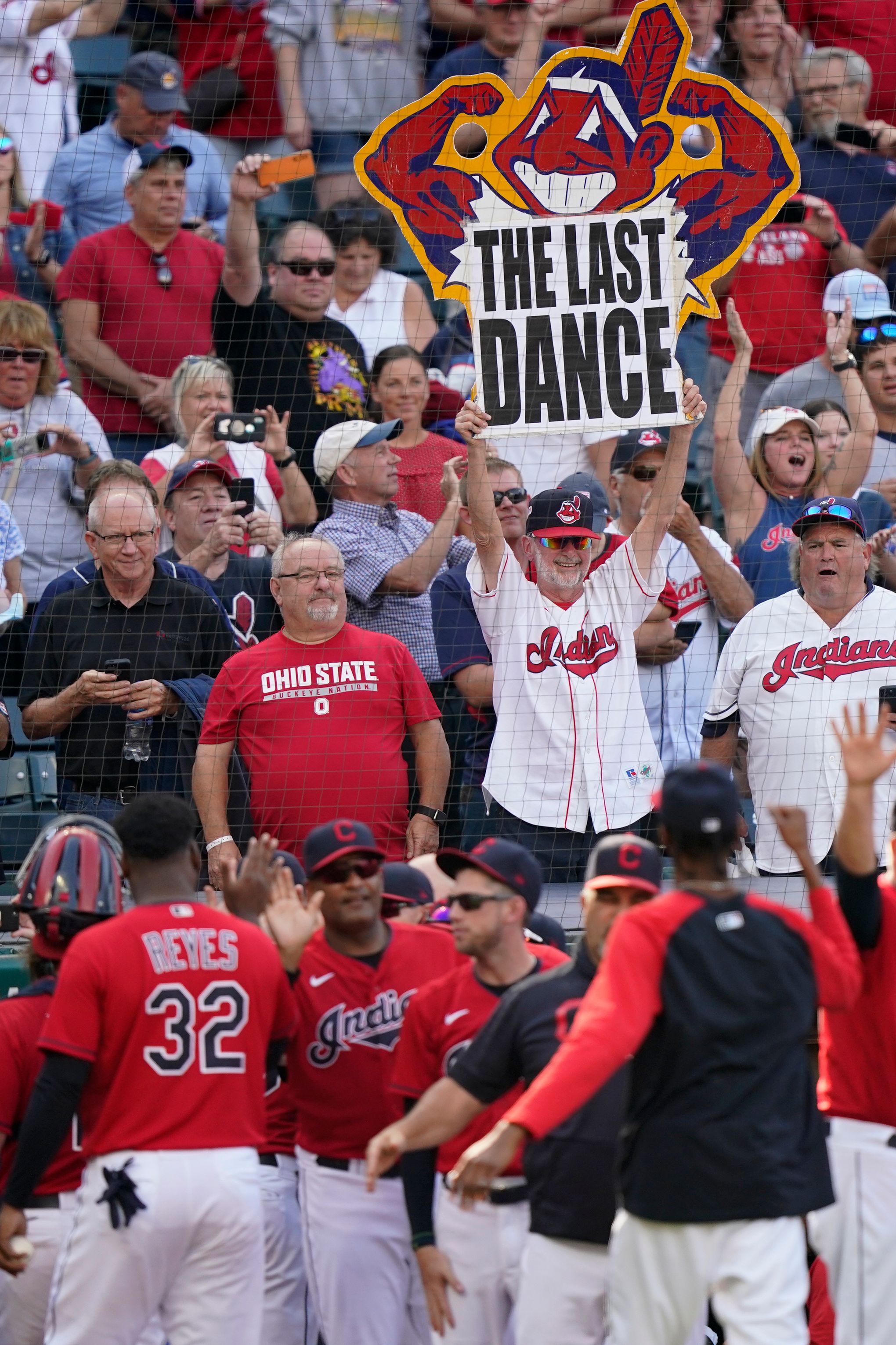 Guardians Chosen as New Name for Cleveland's Baseball Team - Bloomberg