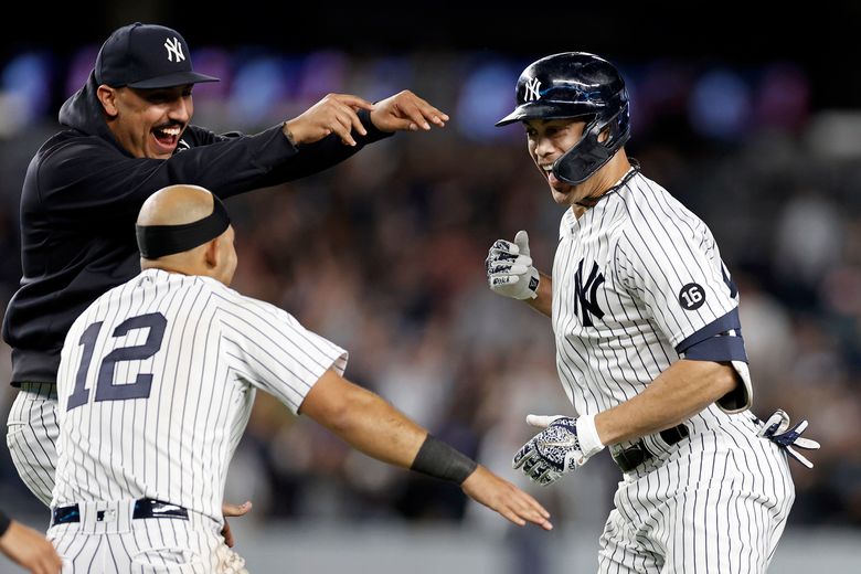 Gio Urshela pinch-hit RBI single lifts Yankees