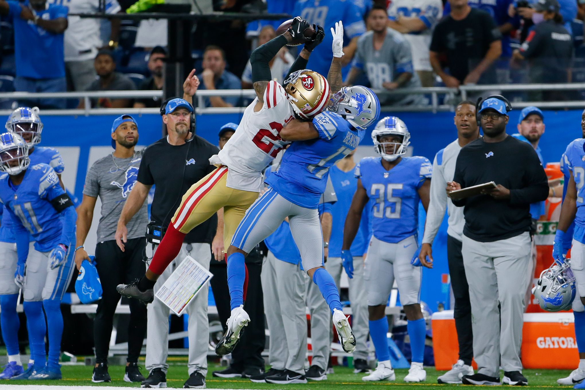 San Francisco 49ers rookie Trey Lance throws touchdown pass on first NFL  pass attempt against Detroit Lions 