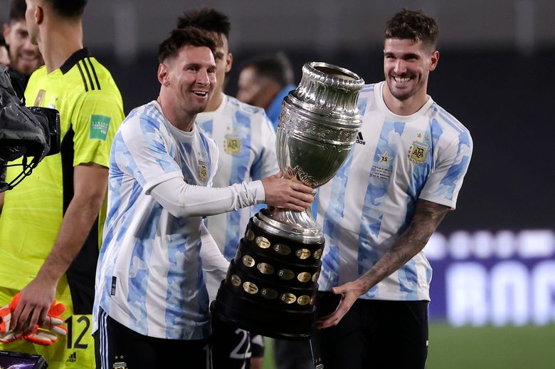 What records and awards does Argentina's Lionel Messi hold