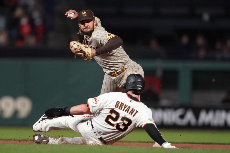 Relentless SF Giants win again, Kris Bryant homers twice