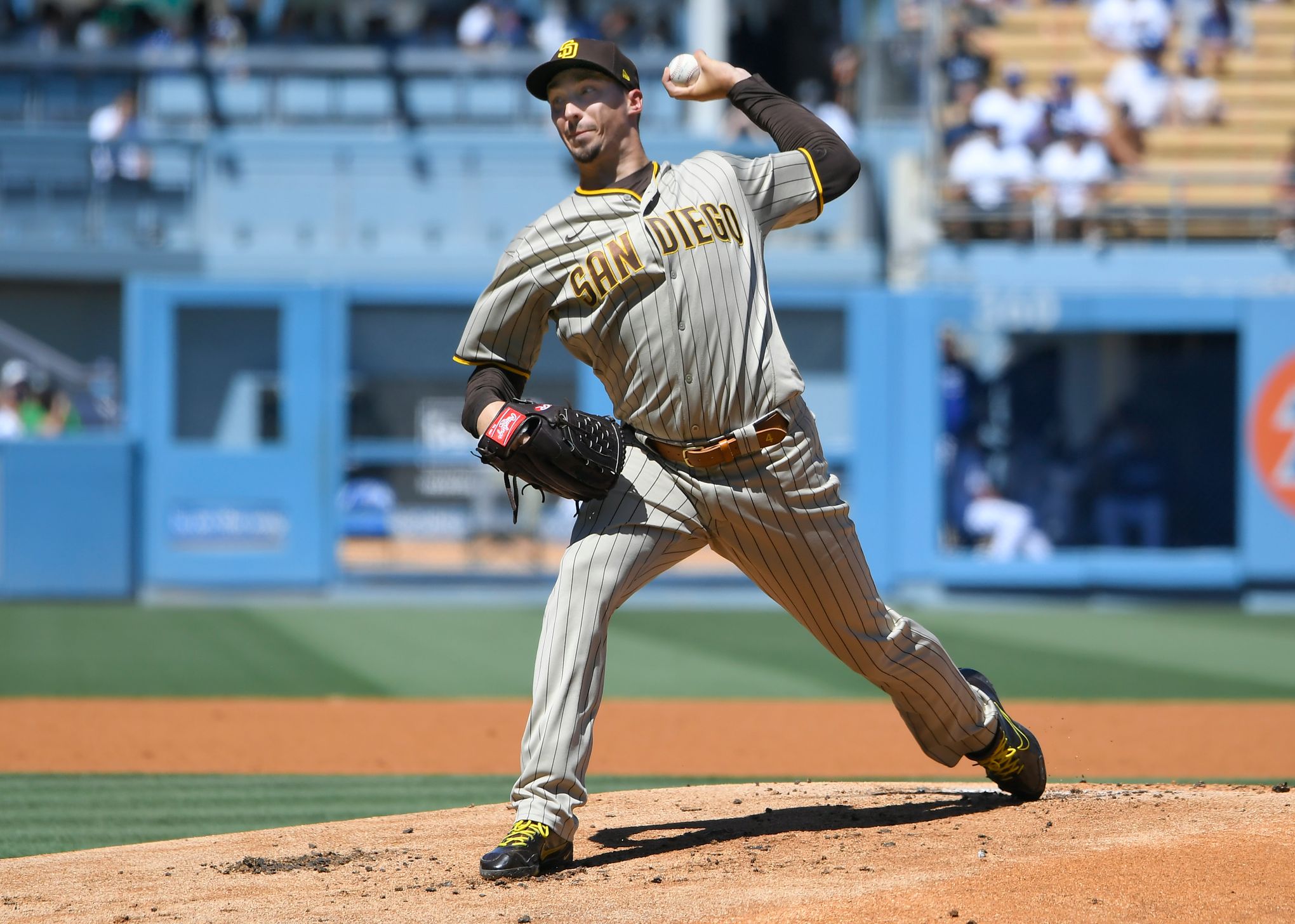 Blake Snell exits in first inning vs. Dodgers