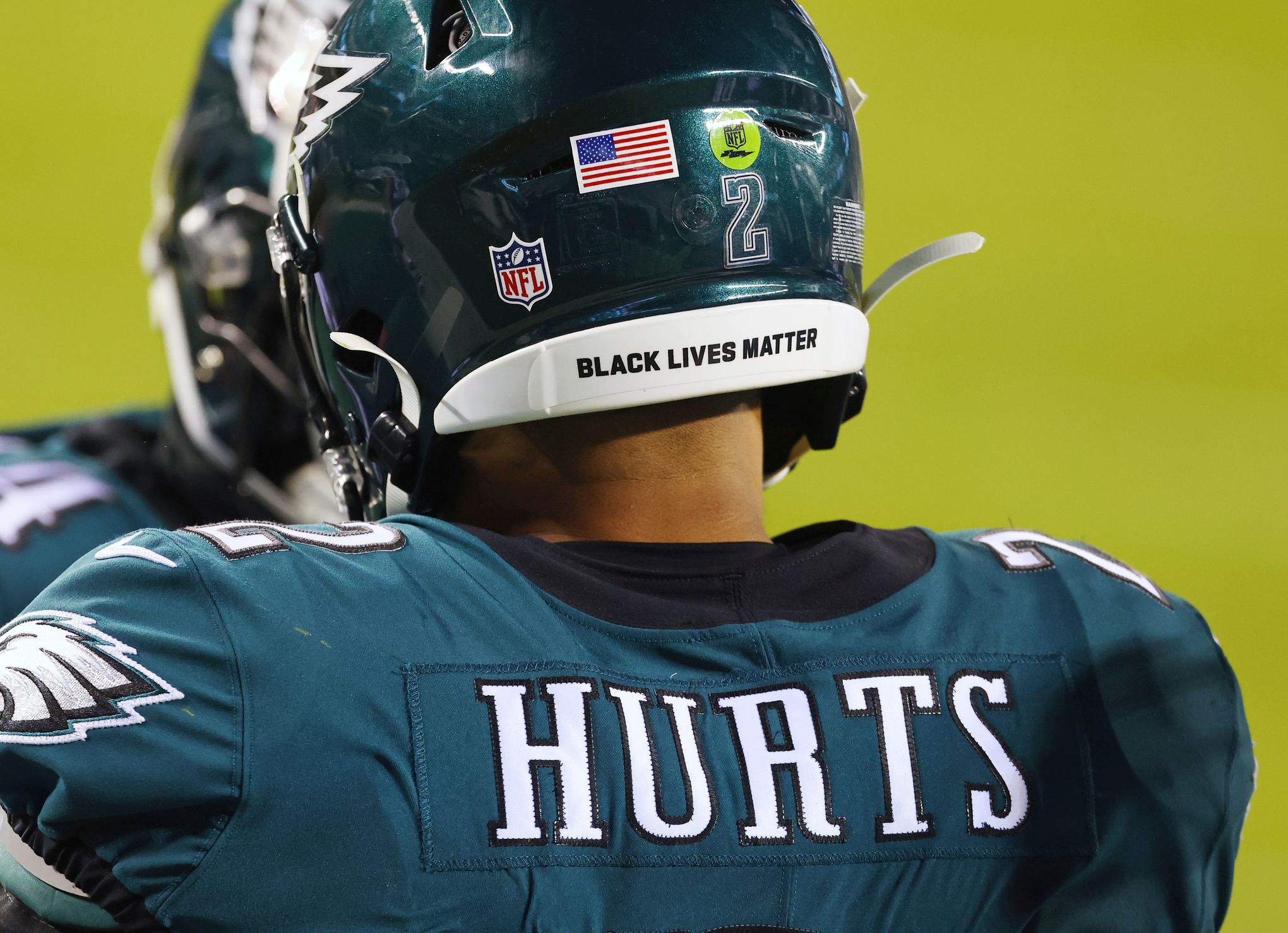 Twitter reacts to the Philadelphia Eagles' unveiling all-black helmets