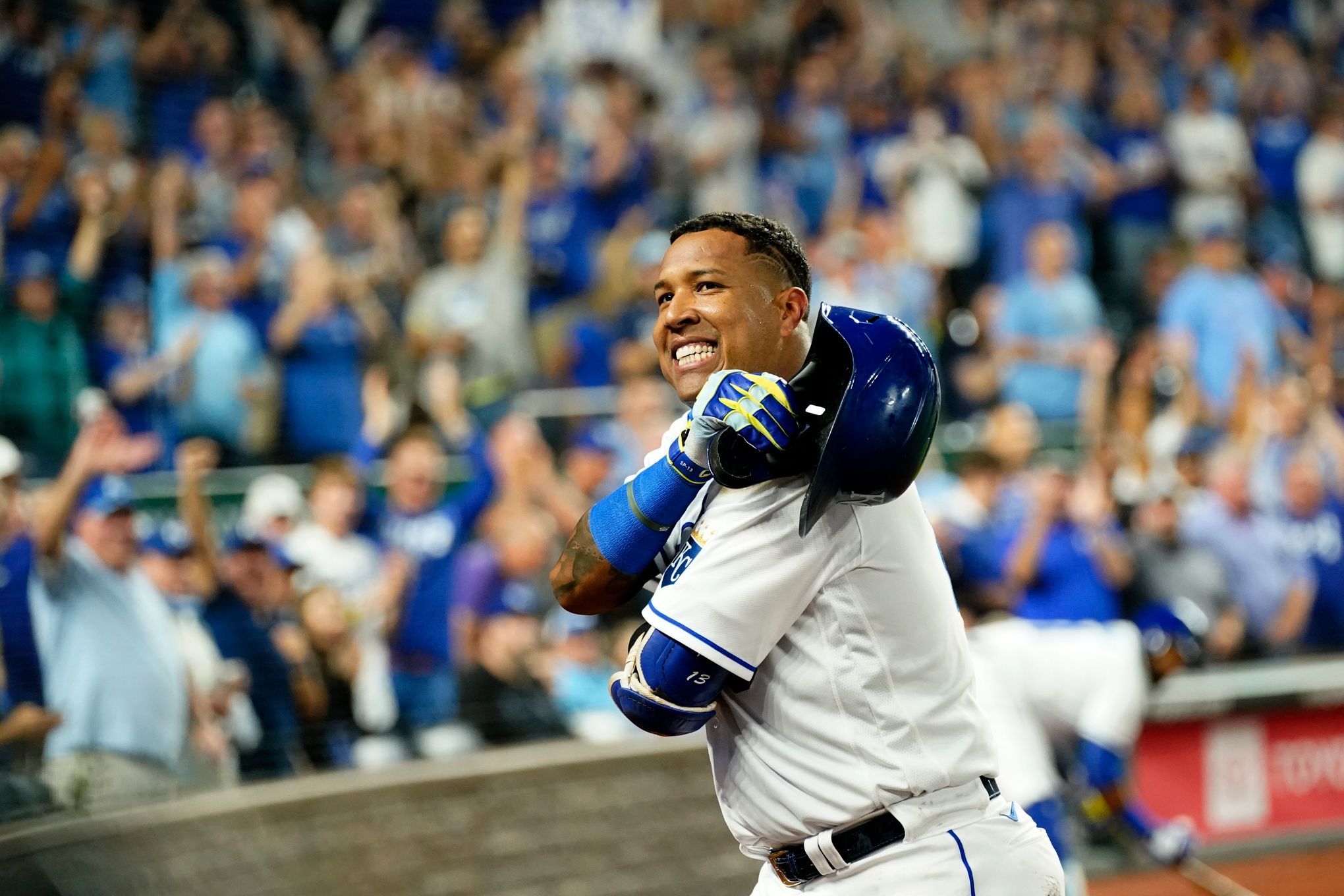 Salvy 48th home run, home run, Salvador Pérez, Kansas City Royals, Salvador  Perez ties the Royals record for most homers (48) hit in a single season!  😤, By MLB