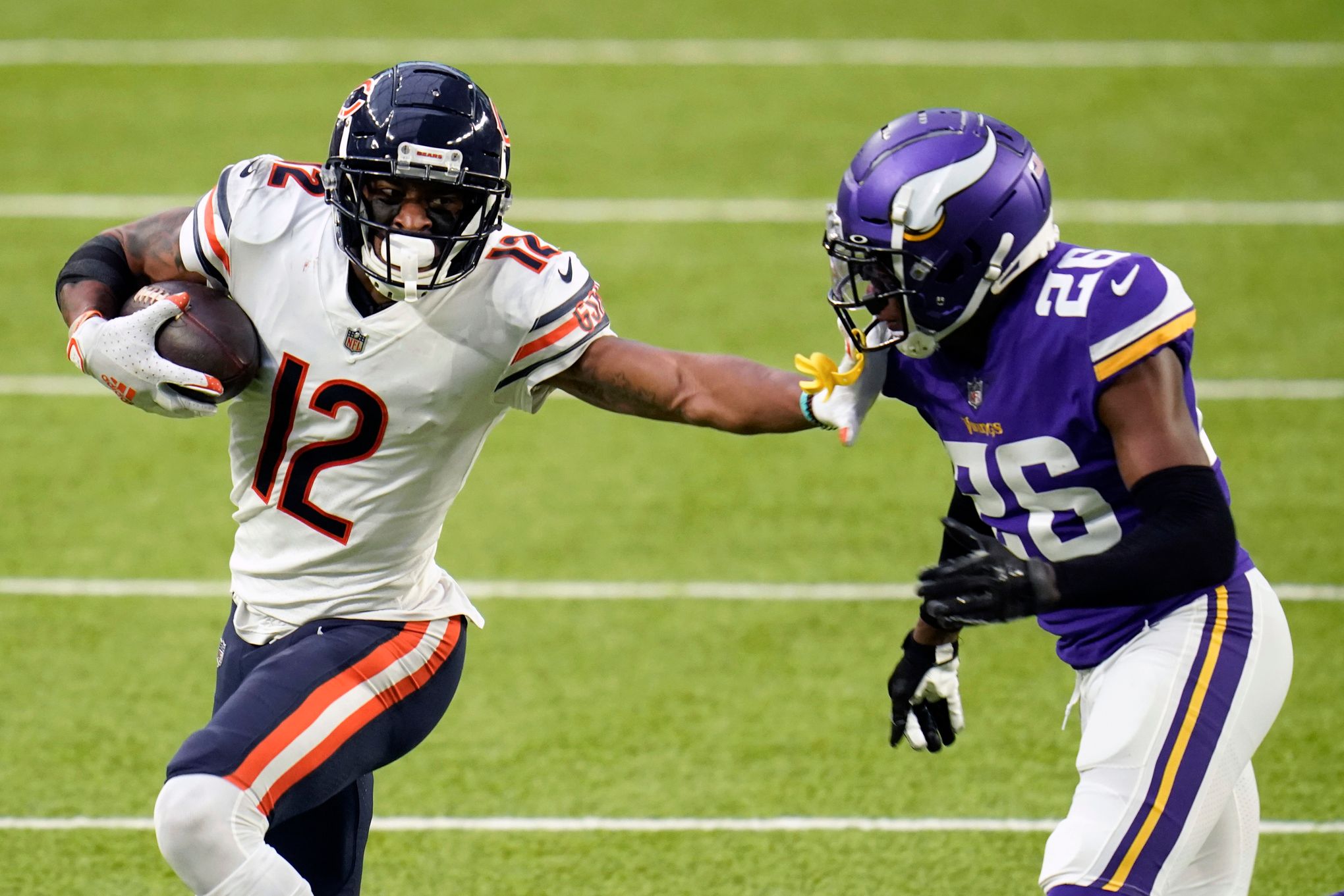 Fields hopes offseason work leads to jump for him, Bears