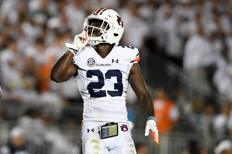 College Football Champs: Auburn In A Close One