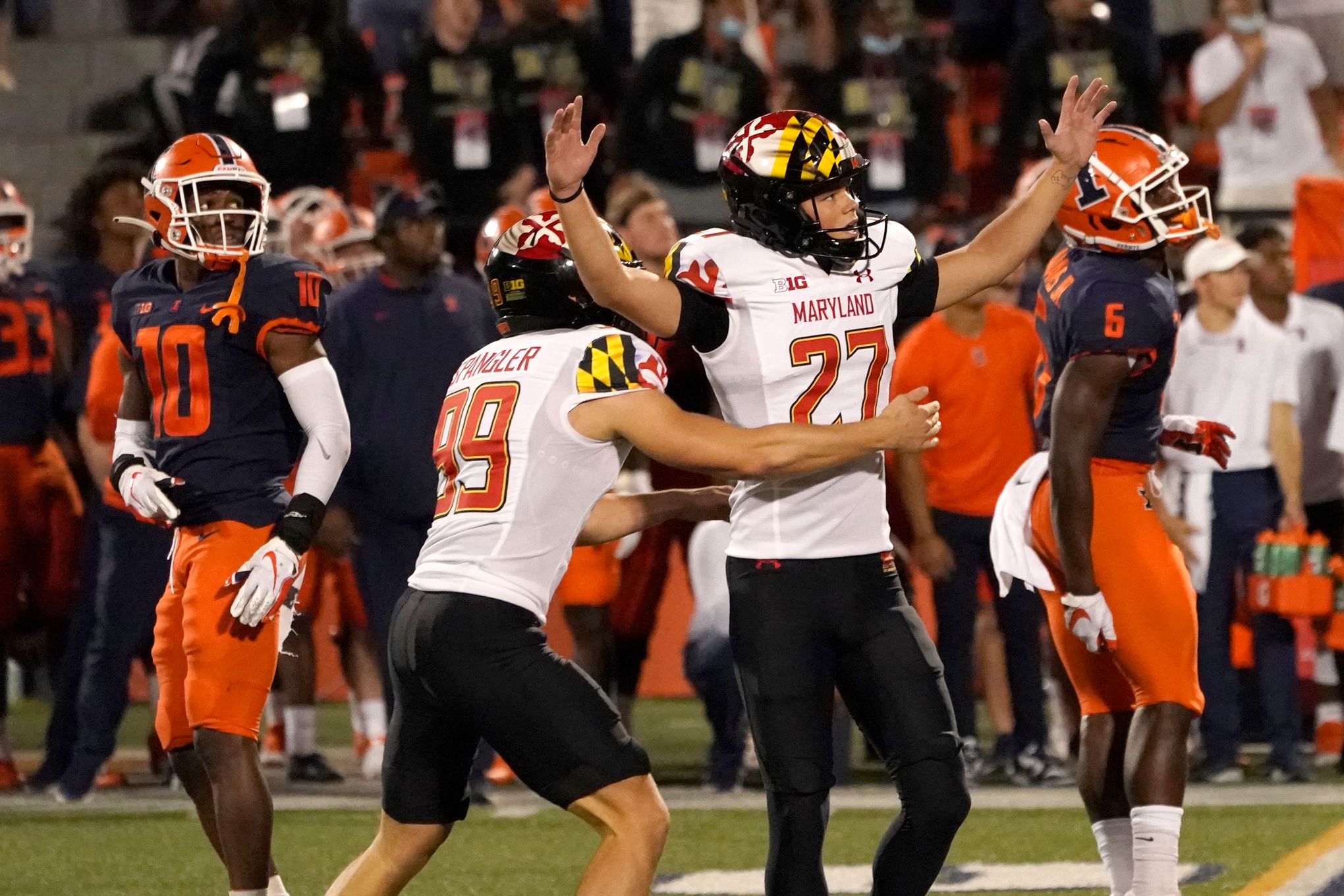 This interception-turned-fumble is the most Maryland third-down