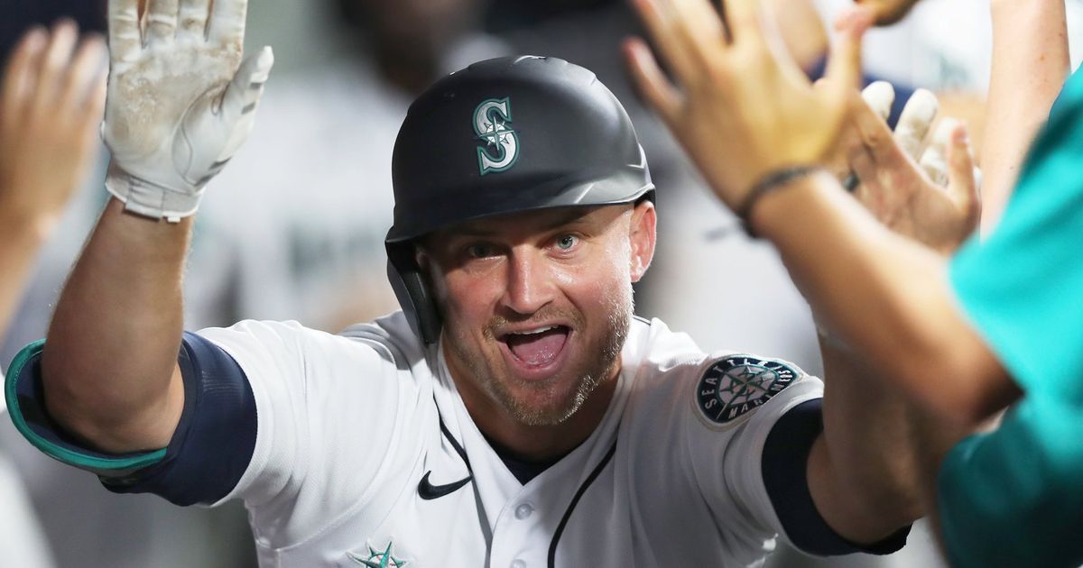 kyle seager hair