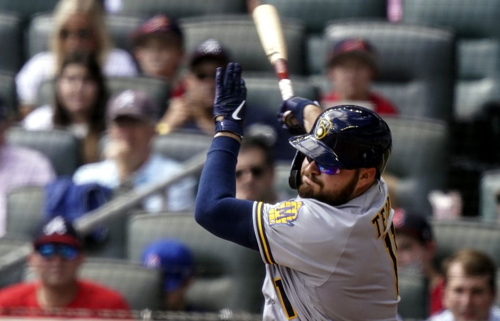 Punchless Crew: Brewers slumping at worst possible time