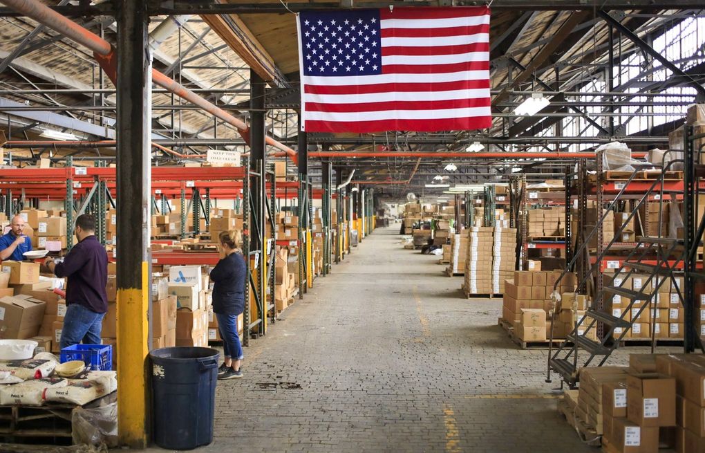 Hundreds Show Up for Jobs at  Warehouses in US Cities