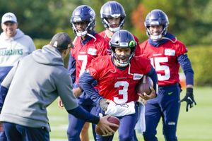 Seahawks QB Russell Wilson will 'do everything he can possibly do' in  practice, Pete Carroll says