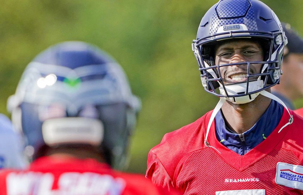 Tuesday Round-Up: 'Extremely Talented' Geno Smith Ready To Help Seahawks  Win Games, Jake Heaps Says