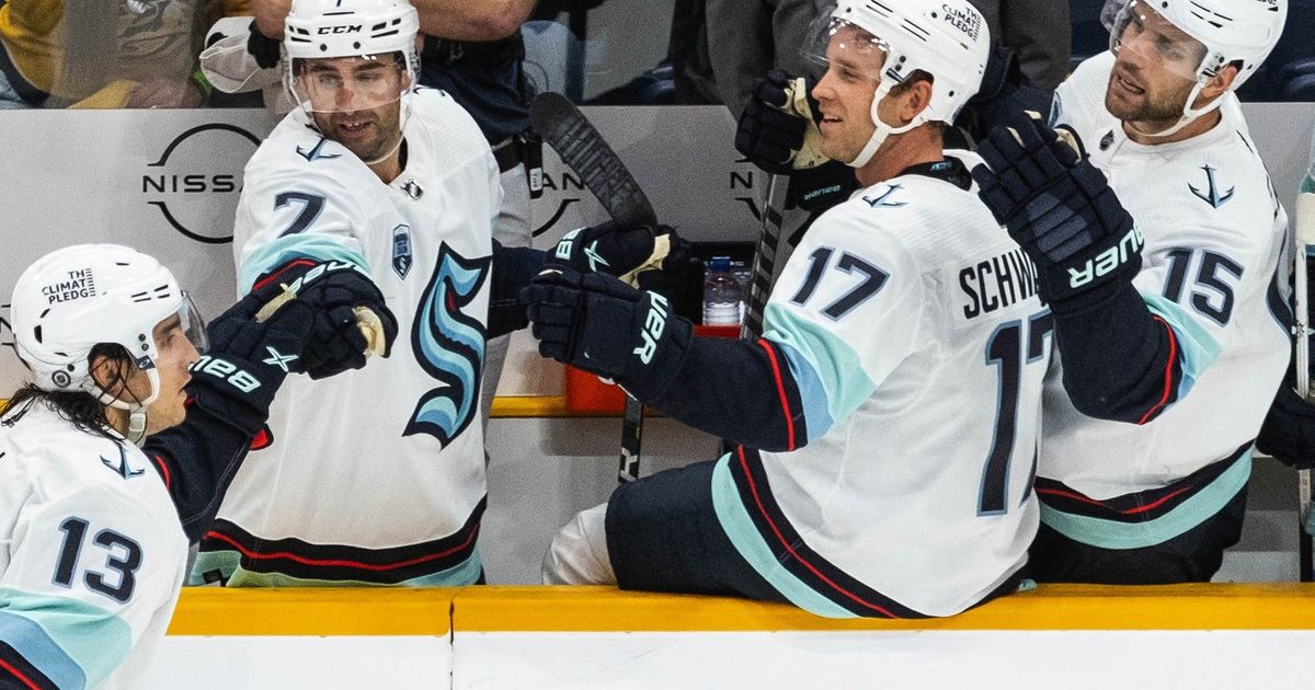 Photos: Kraken earn franchise’s historic first win | The Seattle Times