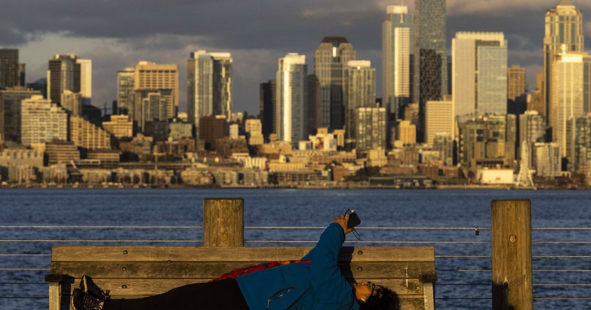 Surprise, Seattle! After recordbreaking temperatures, more wet and