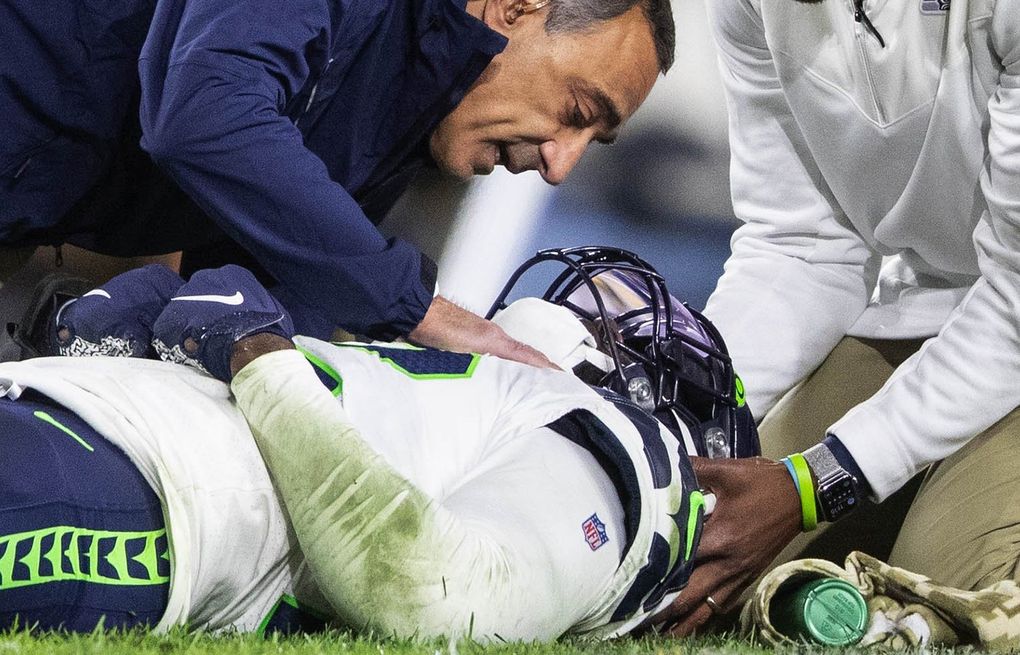 Seahawks DE Darrell Taylor's CT scans come back 'clear,' Pete Carroll says