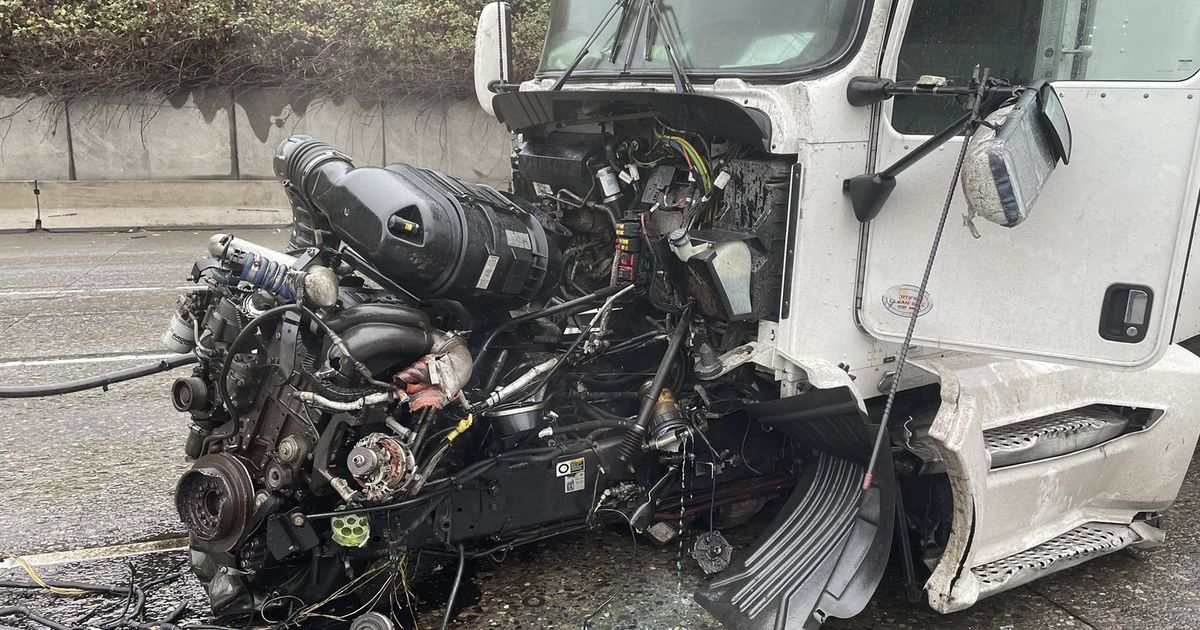 Northbound I-5 lanes near Tukwila reopened after crash | The Seattle Times