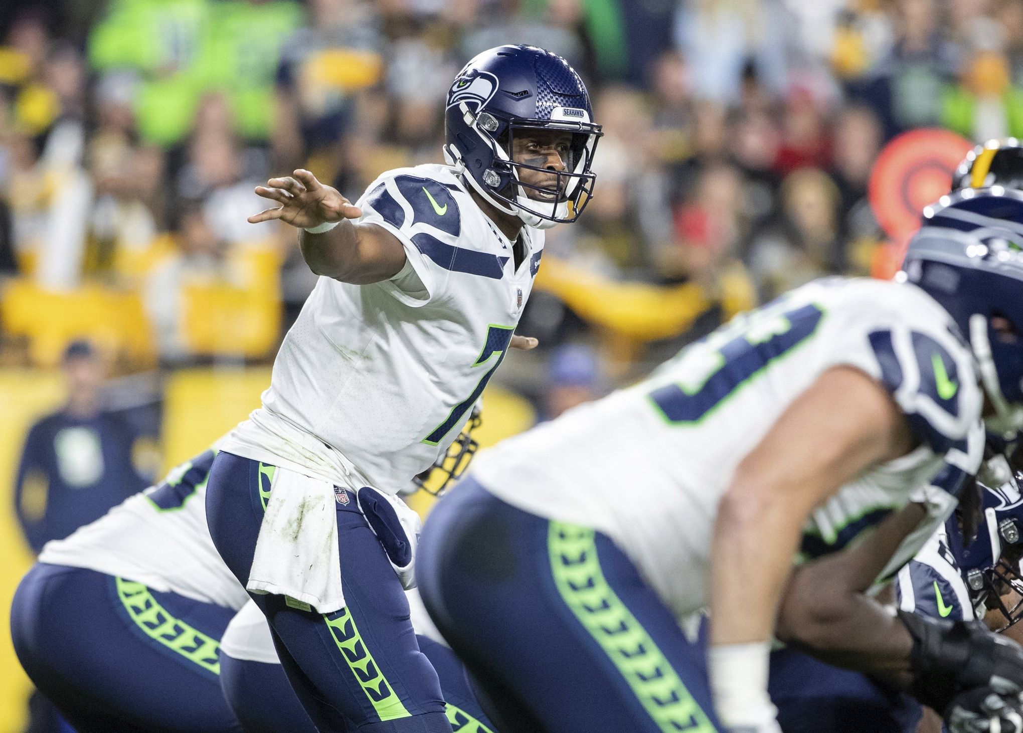Seahawks: 2 backups who can steal a first-string job ahead of 2022