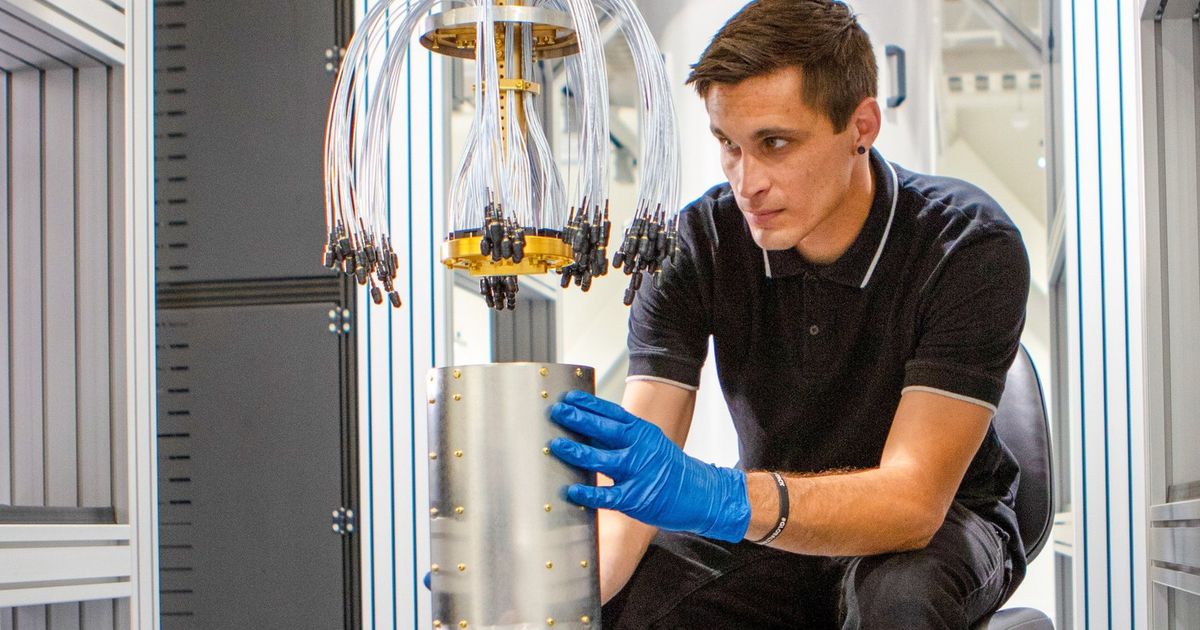 Amazon joins race for quantum computer with new Caltech center The