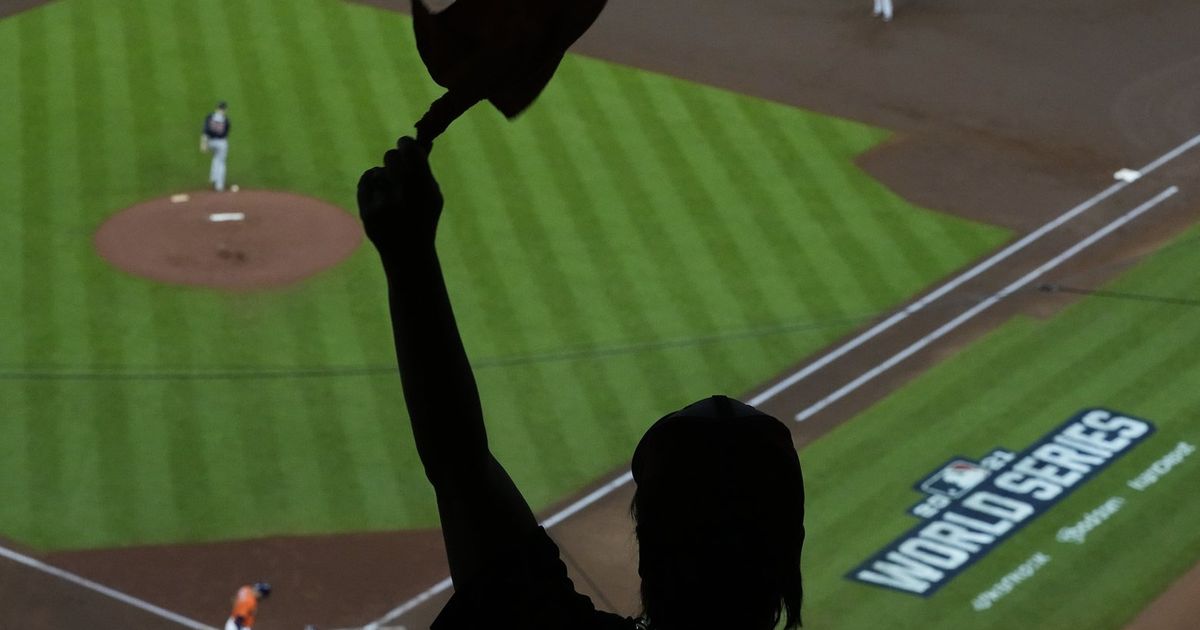 world-series-opener-viewers-up-17-5-over-last-year-s-low-the-seattle