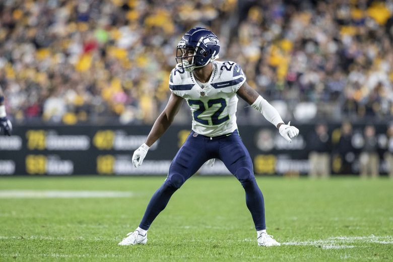 September 17, 2017: Seattle Seahawks cornerback Richard Sherman (25)  adjusts his helmet during a game between the San Francisco 49ers and the Seattle  Seahawks at CenturyLink Field in Seattle, WA on September