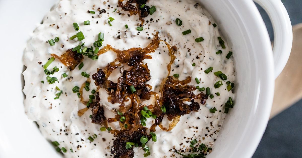 Get the scoop on a French onion dip perfect for Seattle game day | The ...