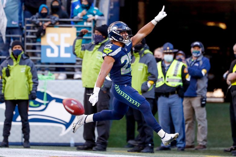 Seahawks RB Travis Homer sets team record for shortest kickoff