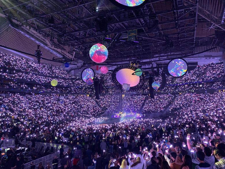 arena concert crowd