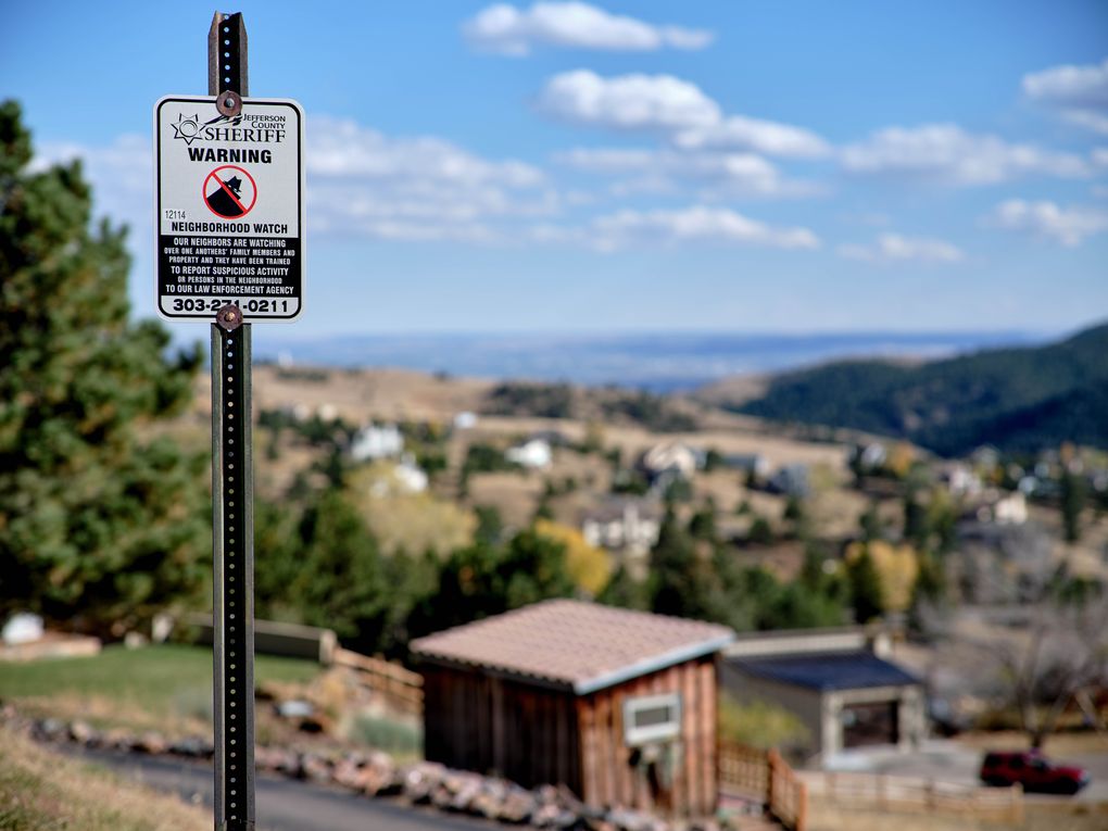 A view of part of Paradise Hills. Crime has always been low in the neighborhood, the sheriff’s department says. Since September 2020, the only police reports from the area included two damaged mailboxes, a fraudulent unemployment claim and thefts from three parked cars, two of which had been left unlocked. A sheriff’s department commander agreed that Paradise Hills isn’t “exactly … a hot spot” for crime. (Photo by Stephen Speranza for The Washington Post)