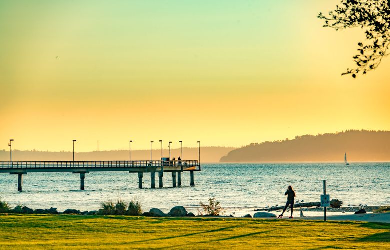 Des Moines Beach Park. Photo by Alabastro Photography.