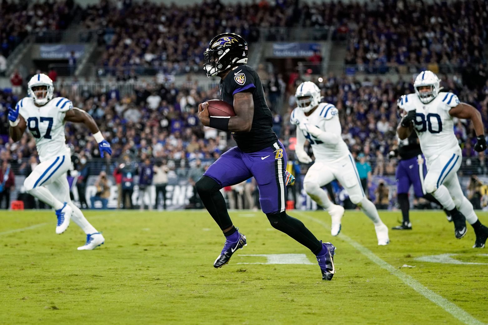 Will Lamar Jackson play in Week 11 vs Chicago Bears? Ravens QB misses  practice due to illness