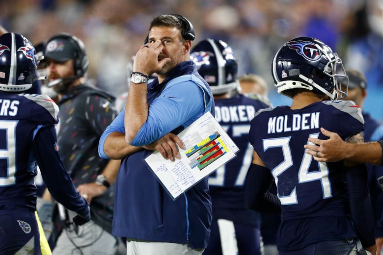 Titans hire two assistants for Mike Vrabel's coaching staff