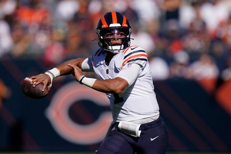 Green Bay Packers Fans Mock Chicago Bears For Signing Veteran Quarterback  After Justin Fields Drama