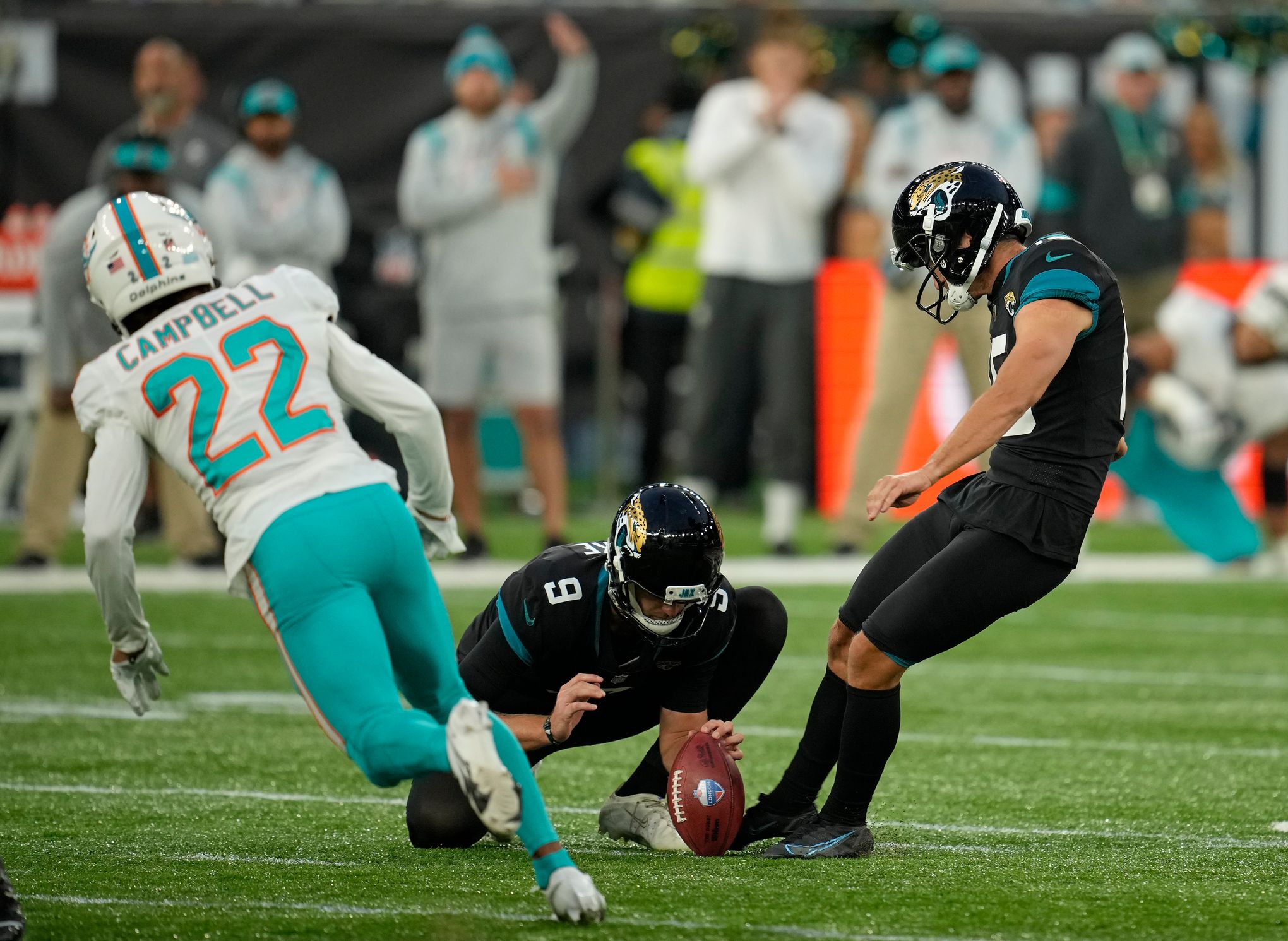 Jaguars' Myles Jack talking off the field is highly entertaining