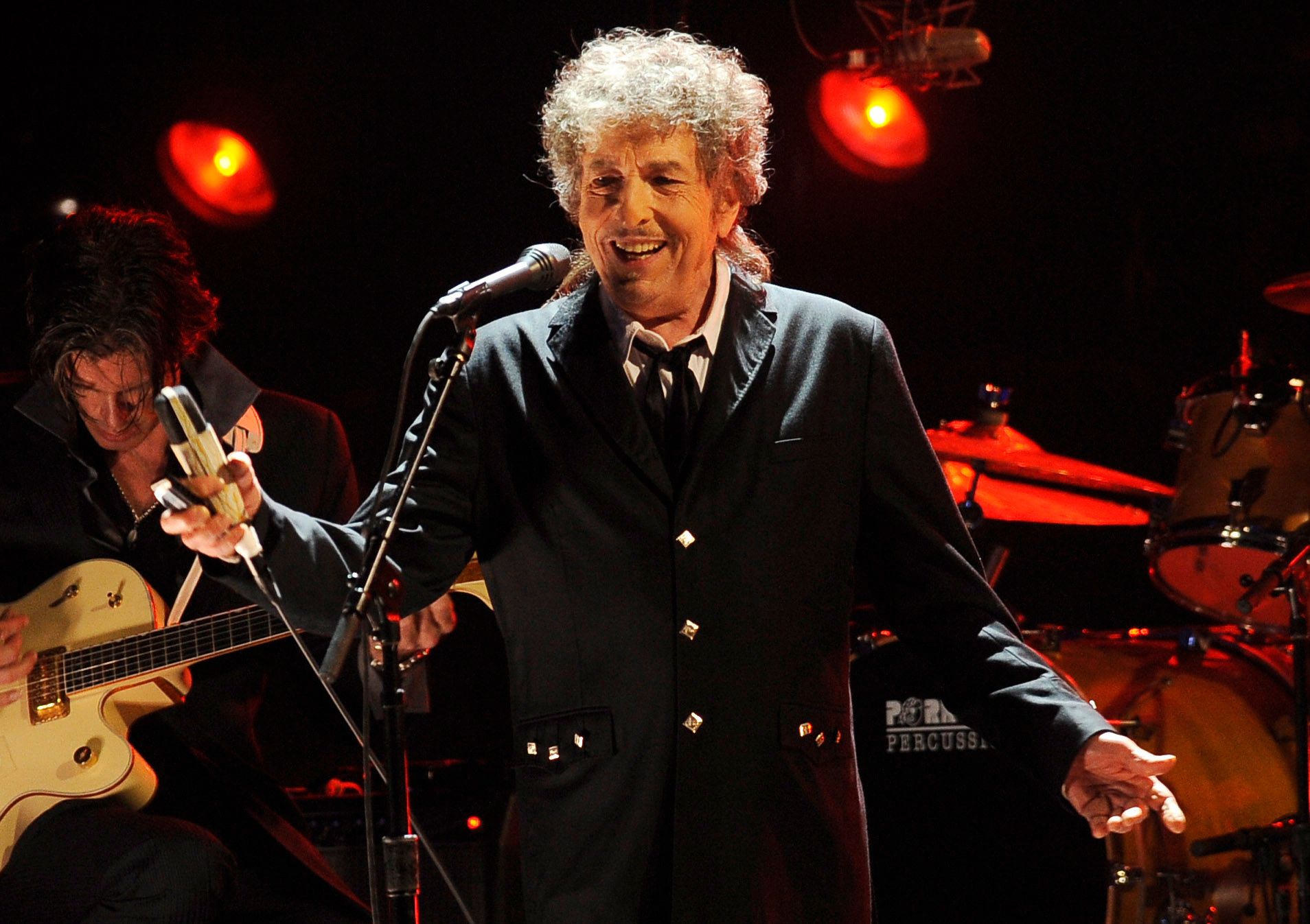 Forever a rolling stone: Dylan going on tour — through 2024 | The
