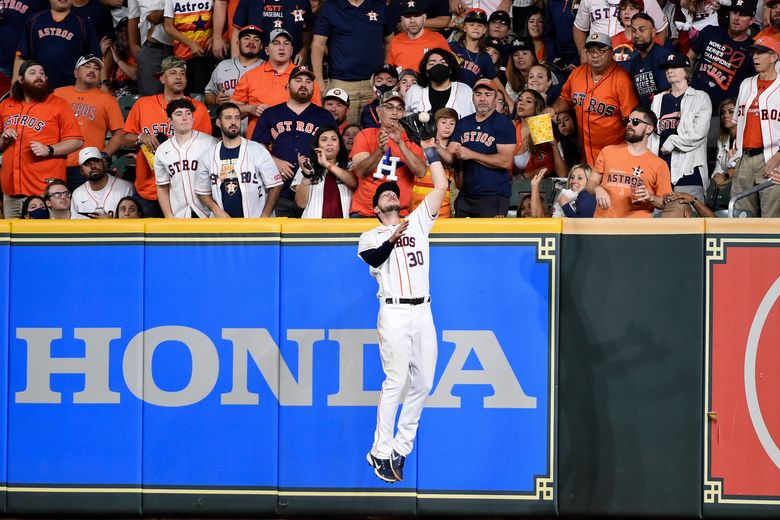 Kyle Tucker's two-run homer, 10/08/2021