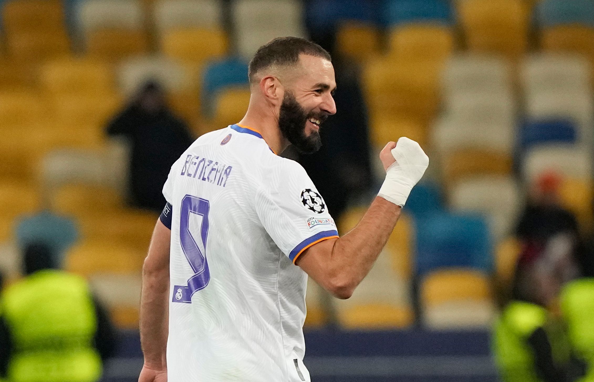15/16レアルマドリード#9 Benzema 選手支給品 Madrid forward Benzema absent for blackmail trial in France | The