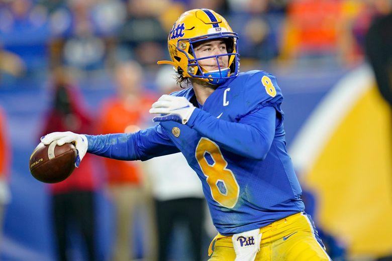 Pitt Quarterback Kenny Pickett is Staying in Pittsburgh Next Year