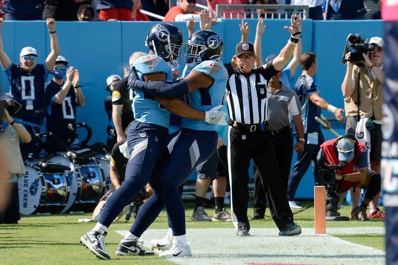 Titans OT Taylor Lewan celebrates Nashville ahead of draft