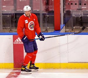 All In: Panthers, Barkov Agree on 8-year, $80M Extension - Bloomberg