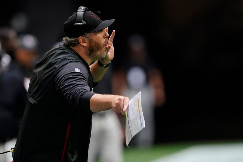 Atlanta Falcons turn up at second practice with New York Jets