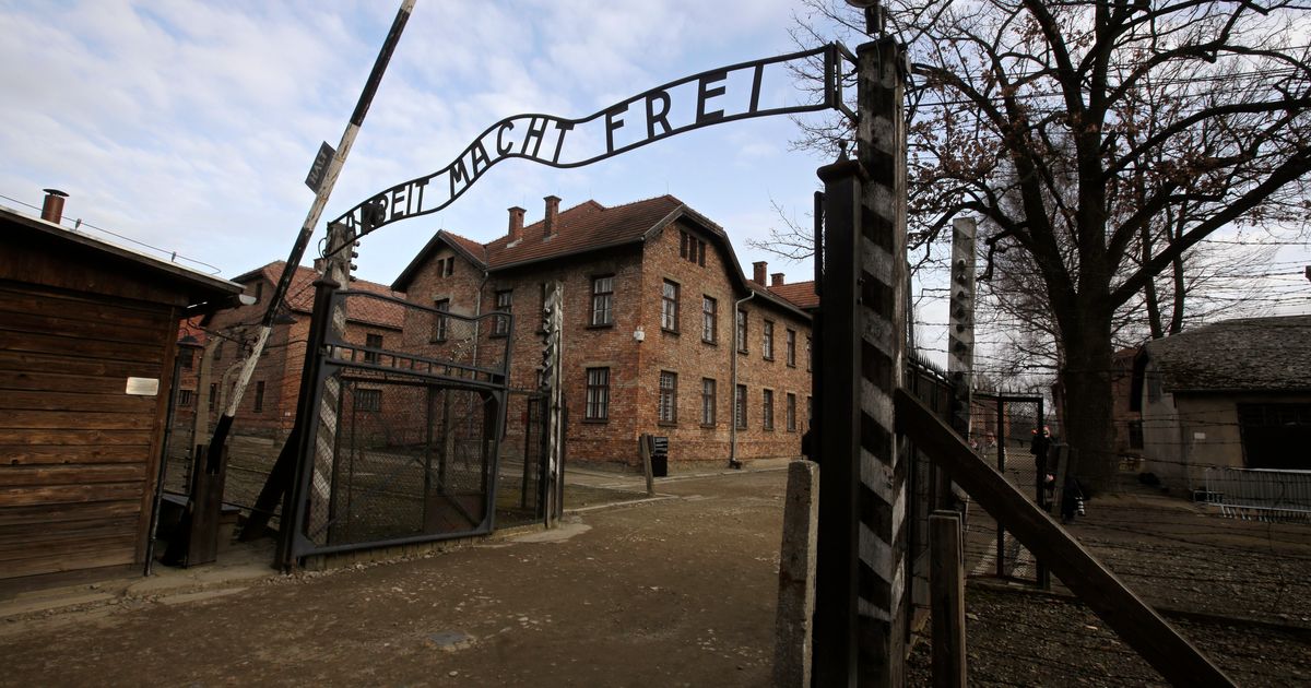 Graffiti In English And German Found On Auschwitz Barracks 