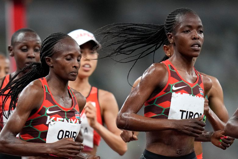 Who are the 10 best women track stars in the globe currently?