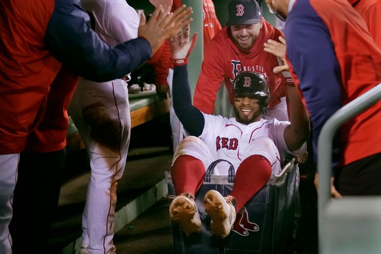 Jason Bay's homer saves Red Sox