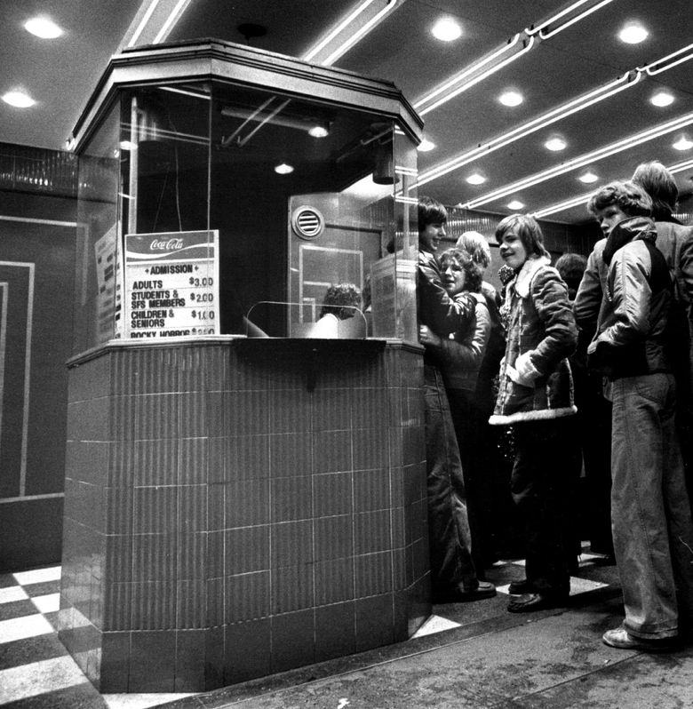 Moviegoers flock to the Neptune Theatre in 1979. (Seattle Times archives)