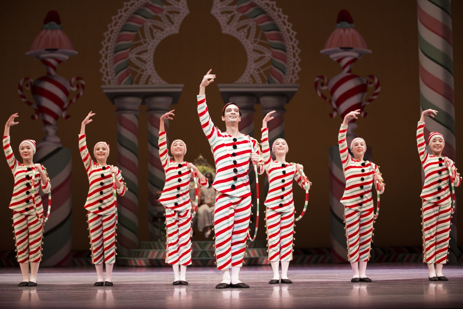As 'Nutcracker' returns, 4 PNB dancers share their first and favorite moments | The Seattle Times