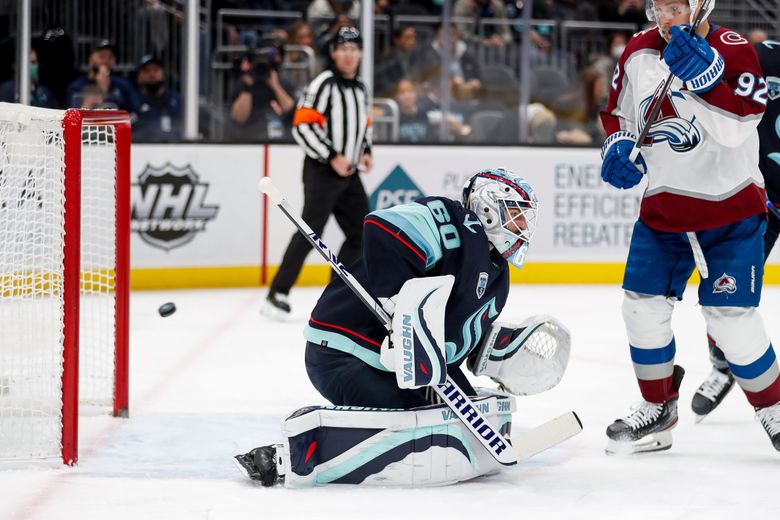 Kraken fans boo Colorado Avalanche's Cale Makar in Seattle - CBS