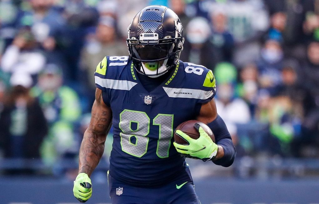 Seahawks getting plenty of production from trio of tight ends