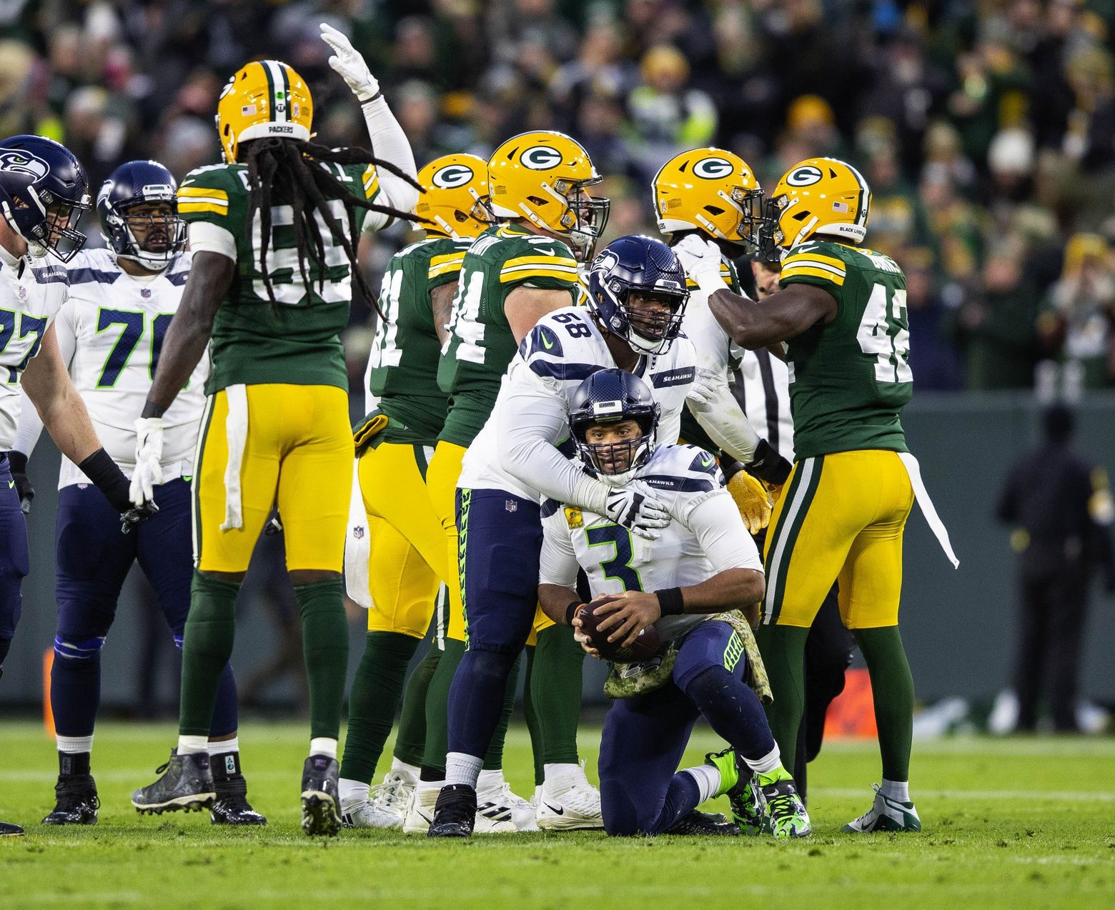 Wilson's first game back in Seattle is behind a brand new right tackle -  Field Gulls