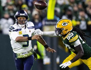 Fast Facts: Seahawks shut out by Packers 17-0 in Russell Wilson's