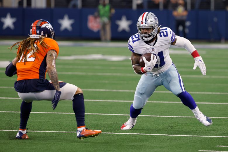 Buffalo Bills safety Jaquan Johnson (4) runs on the field during the second  half an NFL